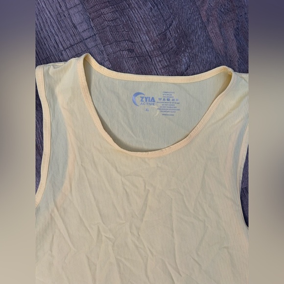 Zyia Active Premium Tank Yellow XL - Picture 2 of 3